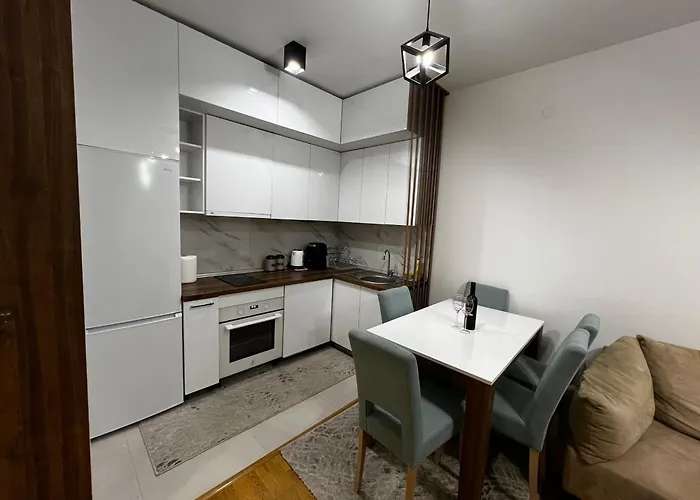 Cozy View Urban Garden Apartman *