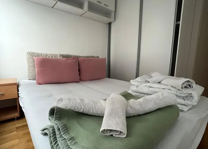 Apartman Cozy View Urban Garden